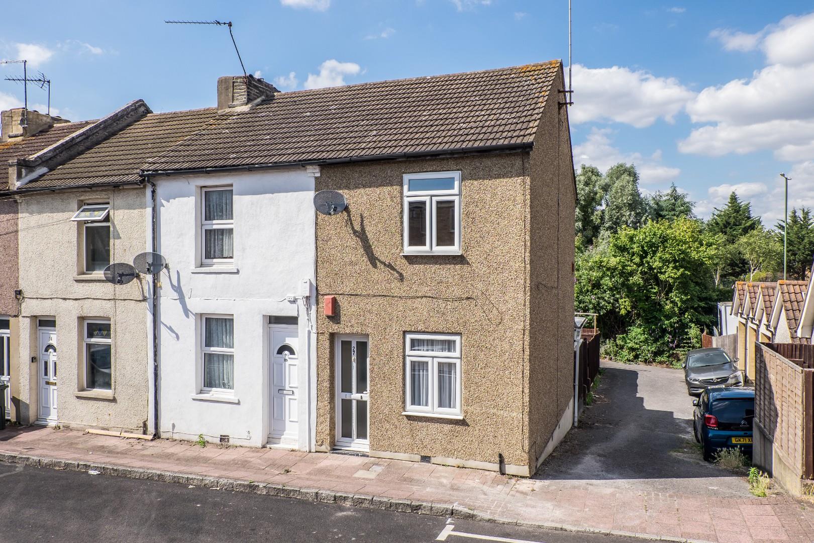 Charles Street, Greenhithe The Homes Group